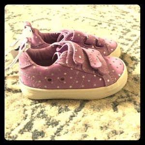 Toddler Velcro shoes size 5
